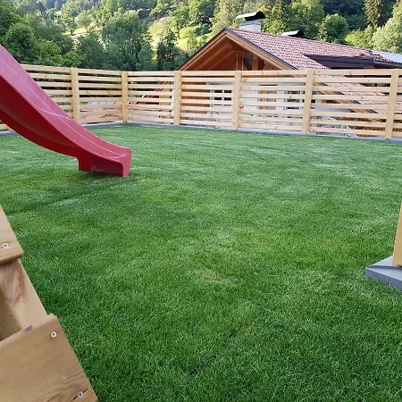 Neuhaeusl-hof * San Genesio Atesino